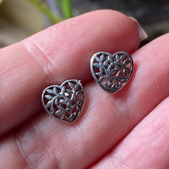 Sterling Silver Tree Of Life Heart Stud Earrings - Picture 2 of 4